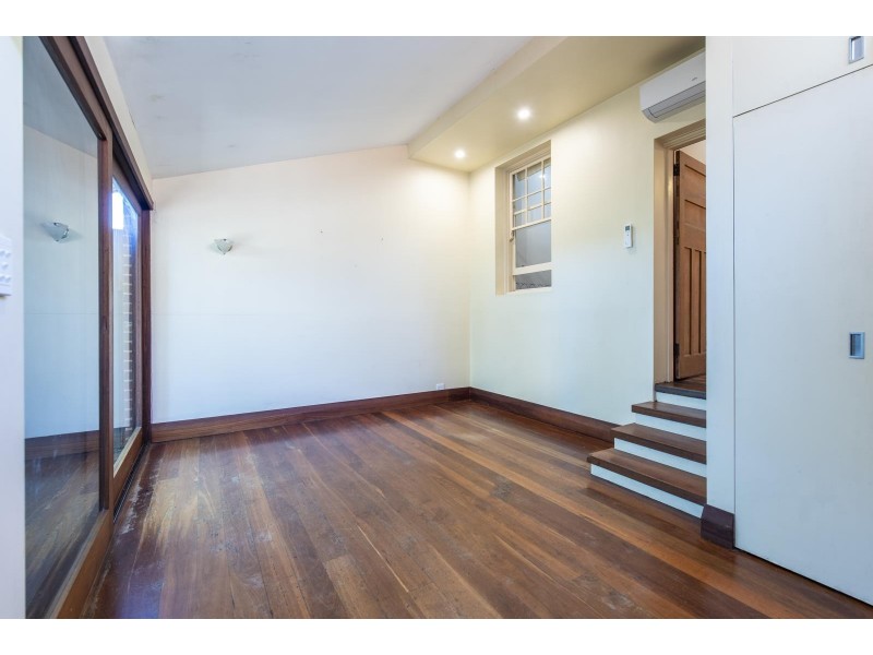 33 Kingston Avenue, West Perth WA 6005