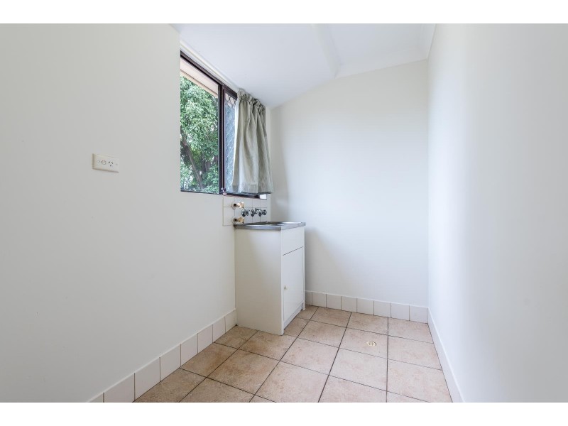 15 Downsborough Avenue, Kewdale WA 6105