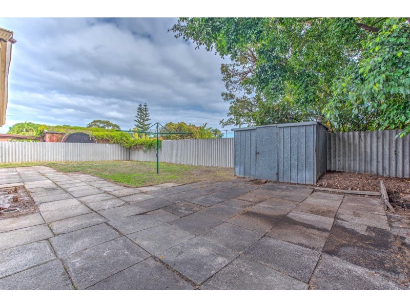 15 Downsborough Avenue, Kewdale WA 6105