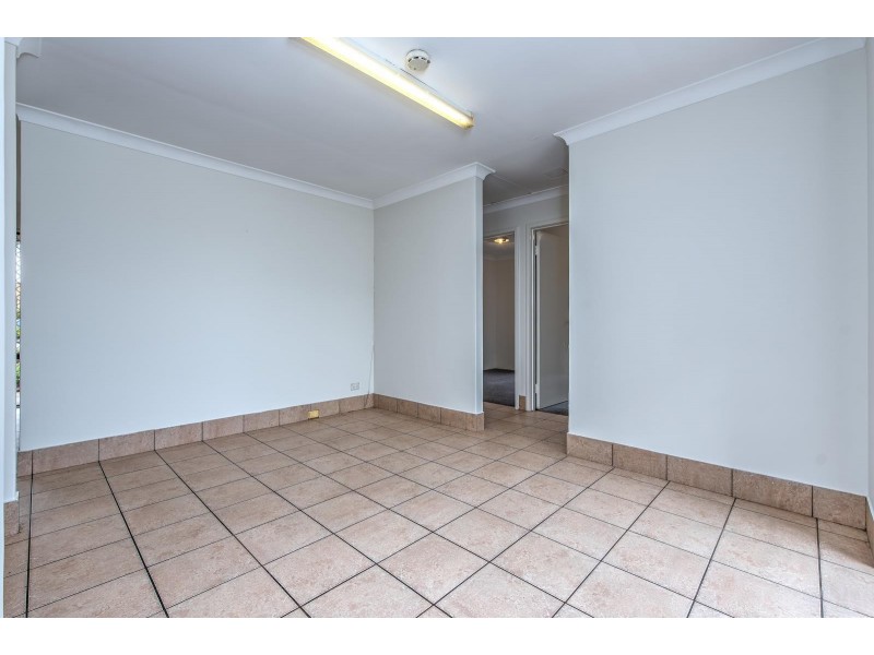 15 Downsborough Avenue, Kewdale WA 6105