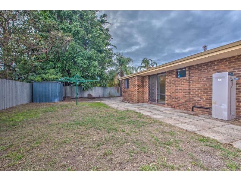 15 Downsborough Avenue, Kewdale WA 6105