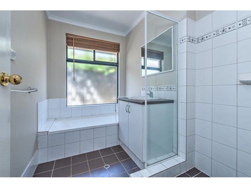 5a Isobel Street, Bentley WA 6102