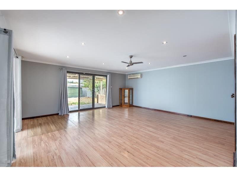 35 Faversham Street, Beckenham WA 6107