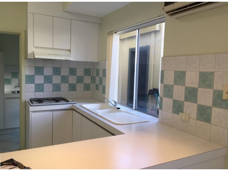 2/14 Macleod Road, Applecross WA 6153