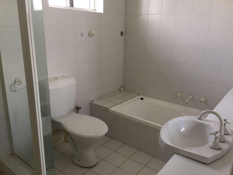 2/14 Macleod Road, Applecross WA 6153