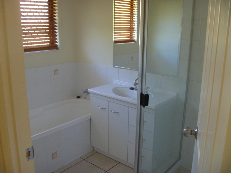 22 Federation Court, Southside QLD 4570