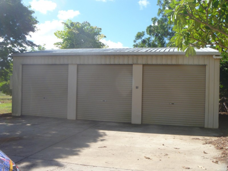 Mcintosh Creek QLD 4570