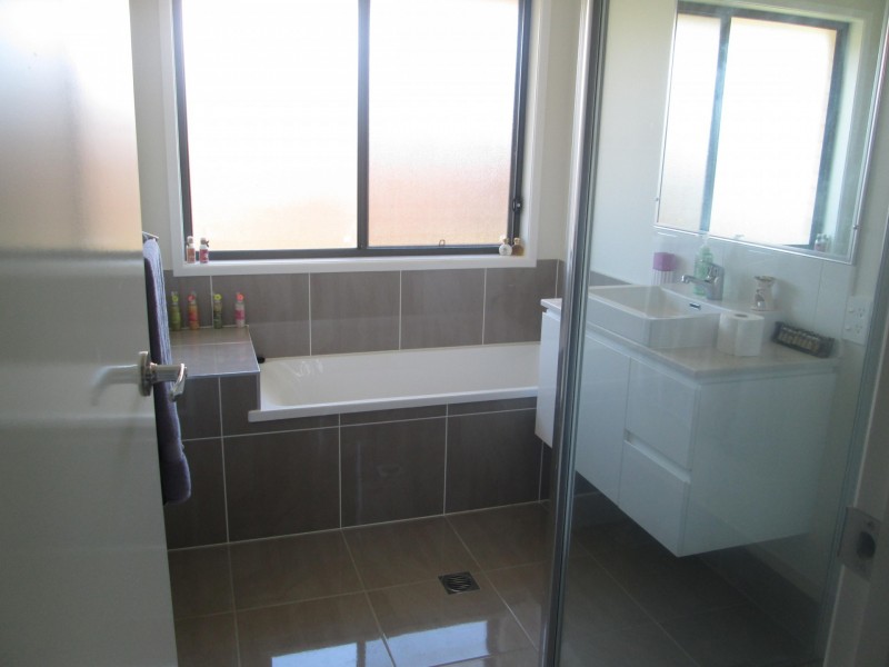 Southside QLD 4570