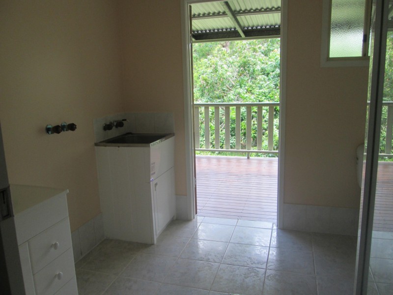 Wolvi QLD 4570
