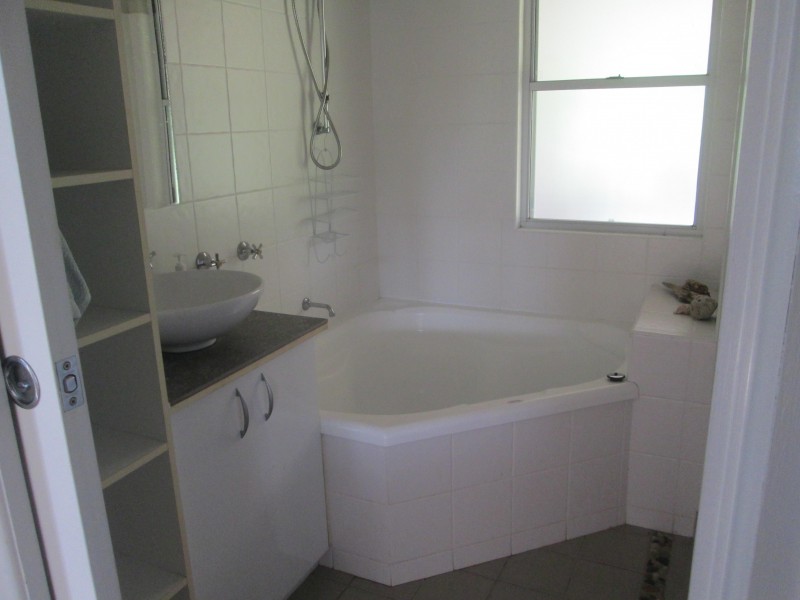 Amamoor QLD 4570