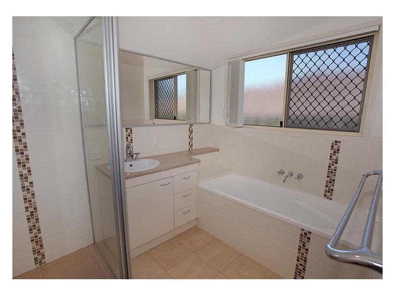 9 Sproule Road, Victory Heights QLD 4570