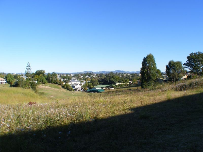 8 Shayduk Close, Gympie QLD 4570