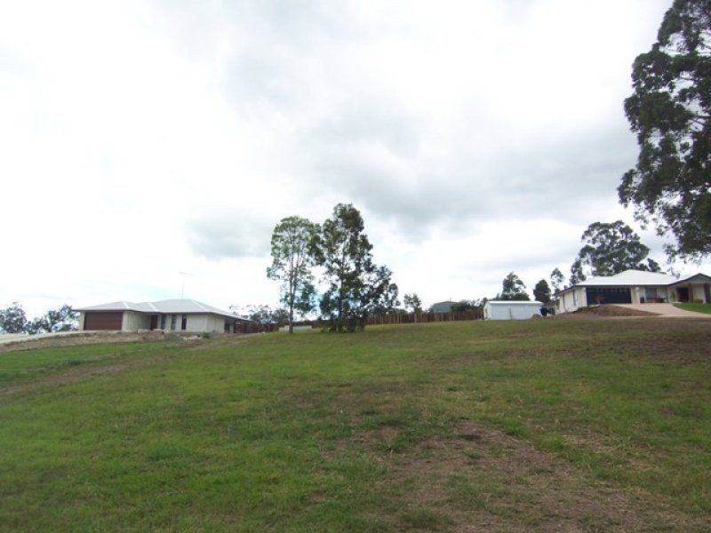 9 DUFFY Court, Southside QLD 4570