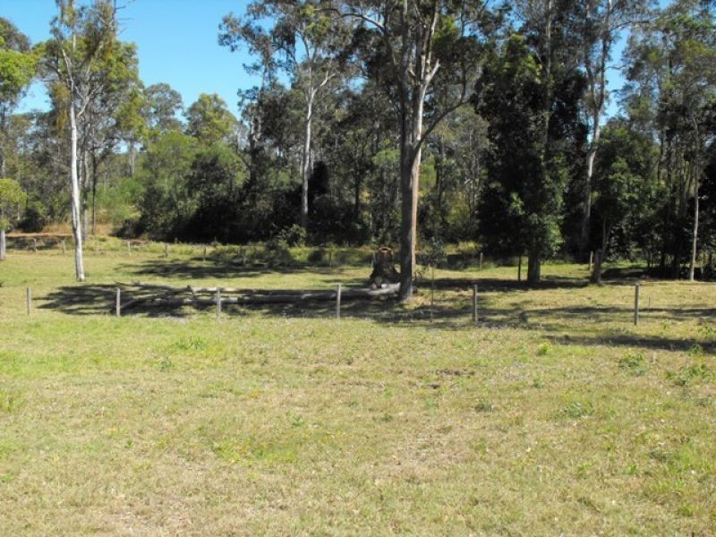 20 Piccadilly Drive, Southside QLD 4570