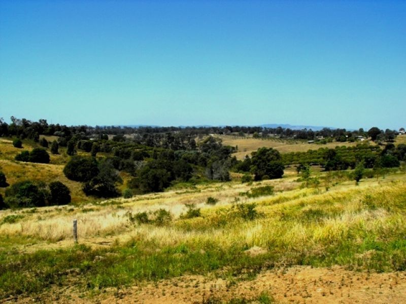 11 Kauri Court, Chatsworth QLD 4570