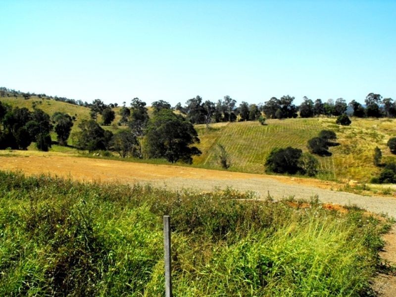 11 Kauri Court, Chatsworth QLD 4570