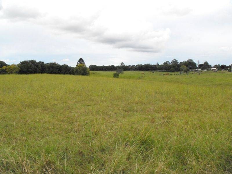 21 Power Road, Southside QLD 4570