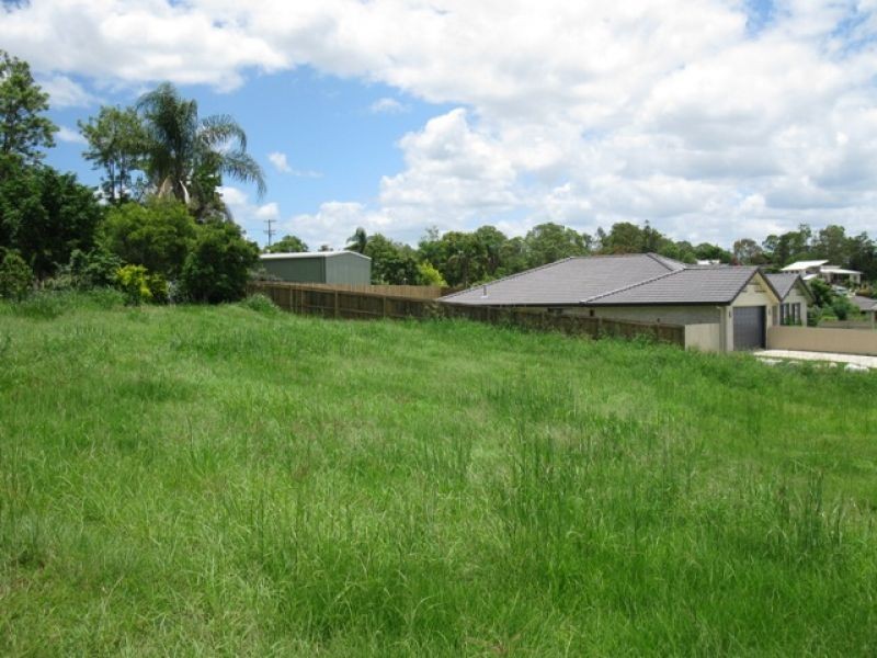 14 Moreton Court, Southside QLD 4570