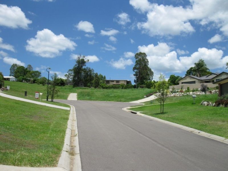 14 Moreton Court, Southside QLD 4570