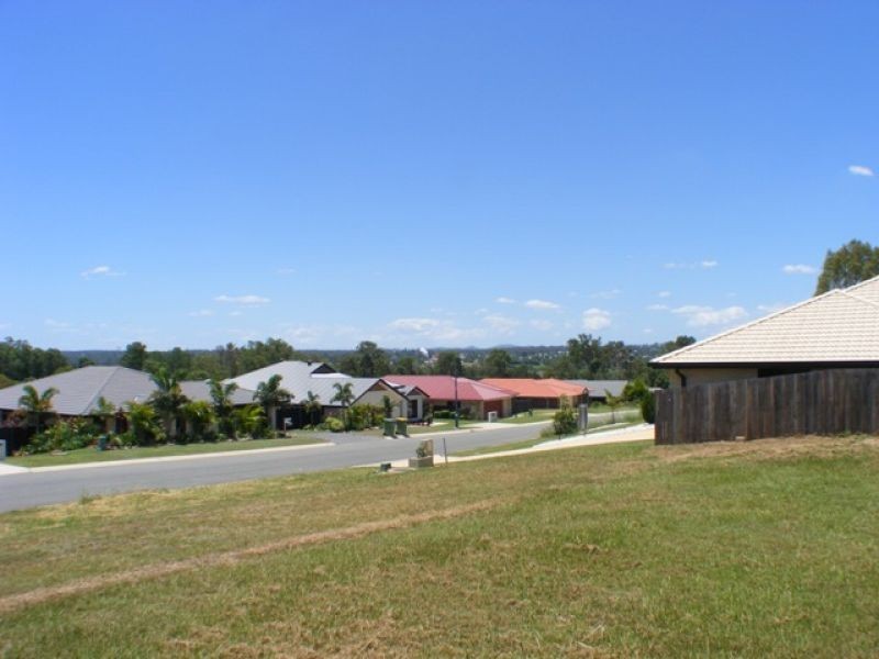 18 Parkview Close, Southside QLD 4570