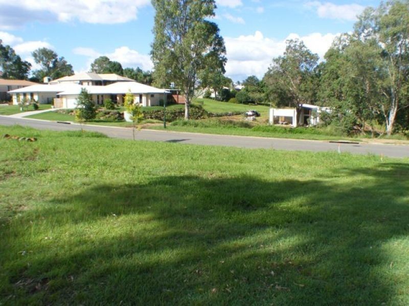 7 Rocklea Drive, Southside QLD 4570