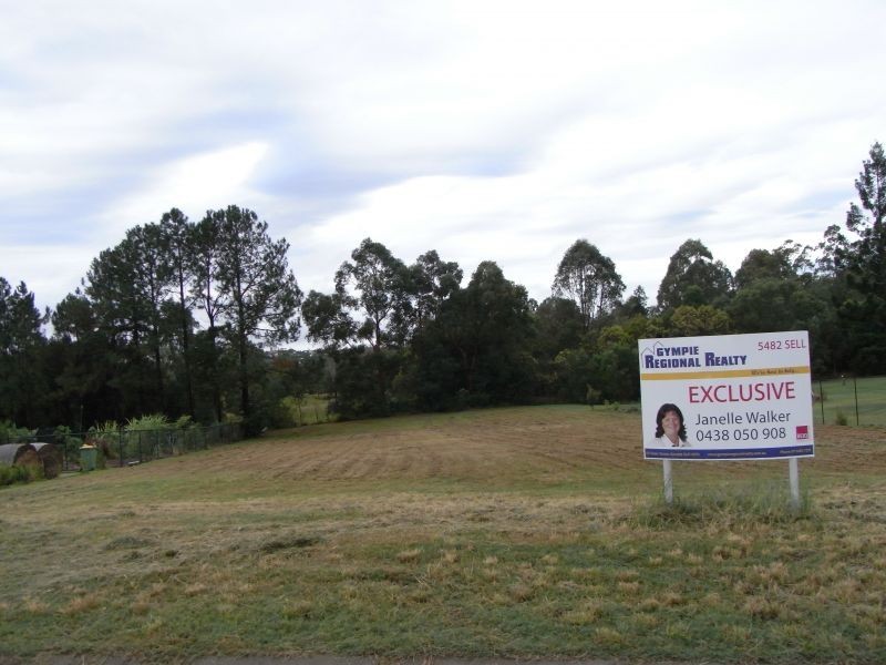 14 Haven Street, Southside QLD 4570