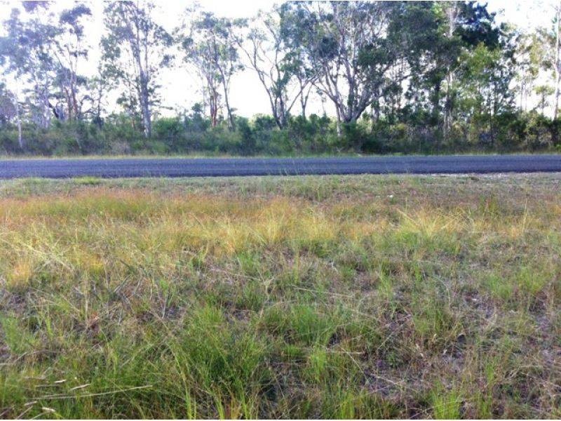 126 Bayside Road, Cooloola Cove QLD 4580