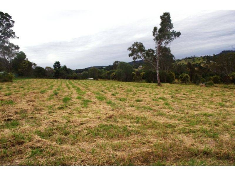 11 Kurrajong Drive, The Palms QLD 4570