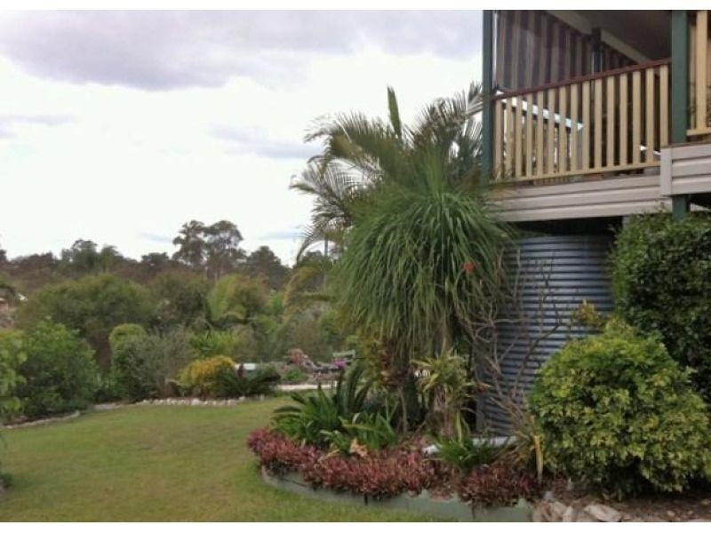 4 Farmborough Court, Southside QLD 4570