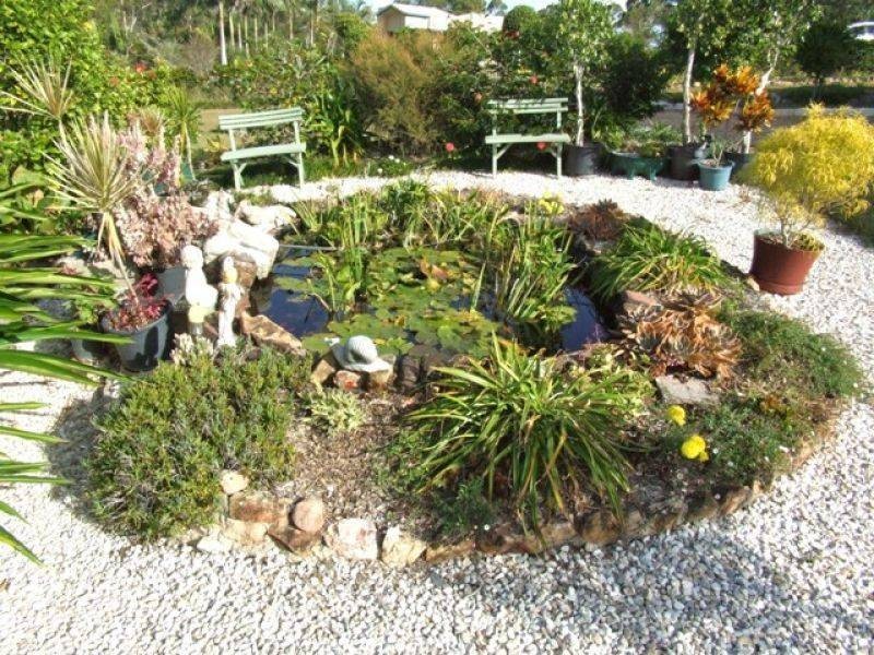 4 Farmborough Court, Southside QLD 4570