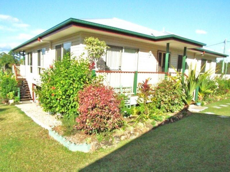 4 Farmborough Court, Southside QLD 4570