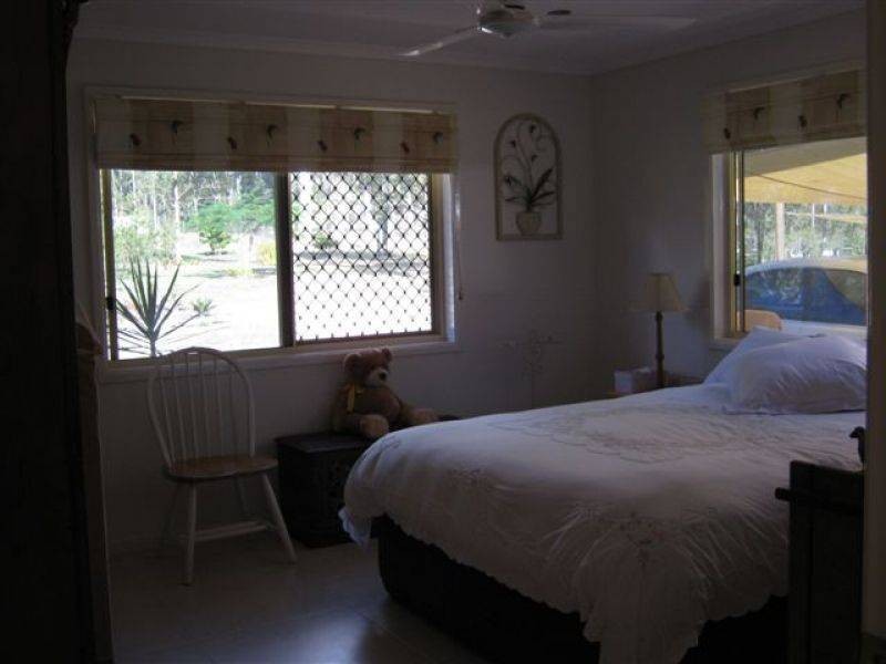25 Wattle Avenue, Bells Bridge QLD 4570