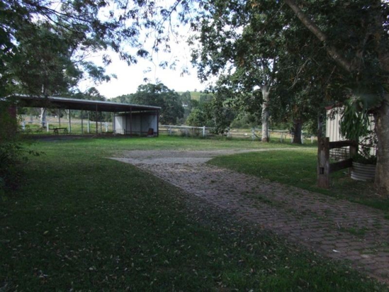 171 Allen Road, Chatsworth QLD 4570