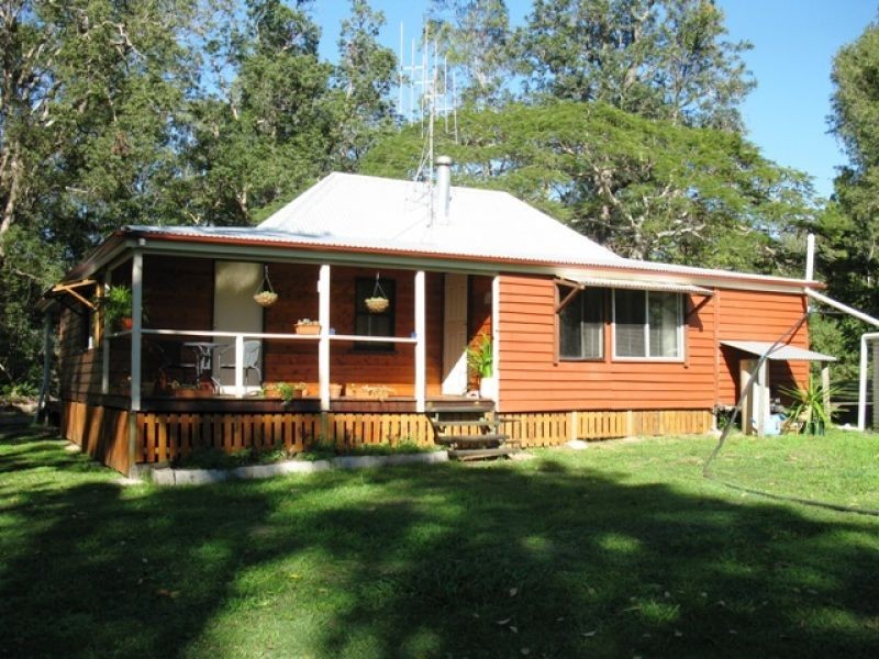 30 Mullins Creek Road, Goomboorian QLD 4570