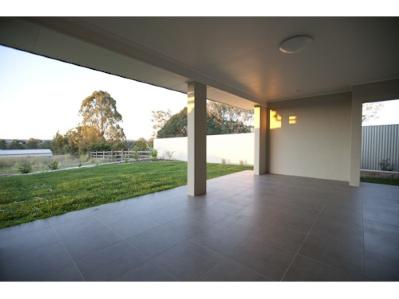 32 Directors Circuit, Jones Hill QLD 4570