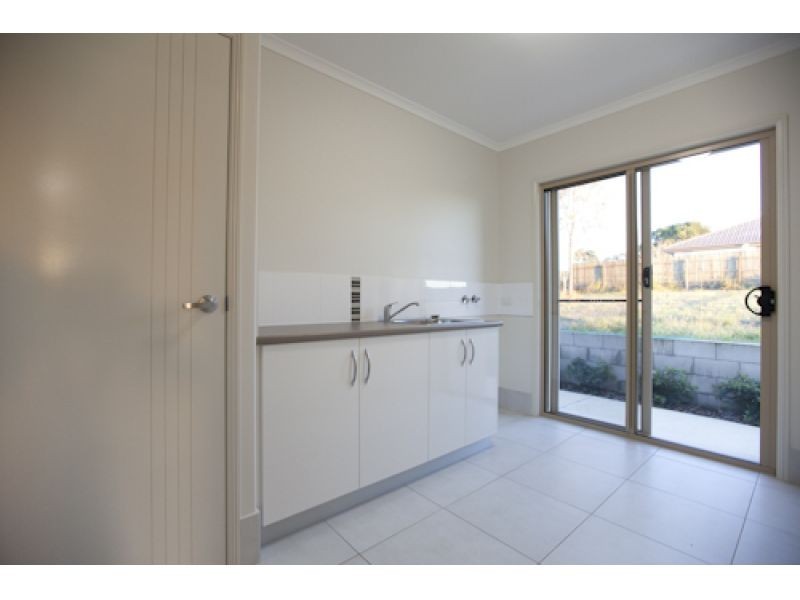 32 Directors Circuit, Jones Hill QLD 4570