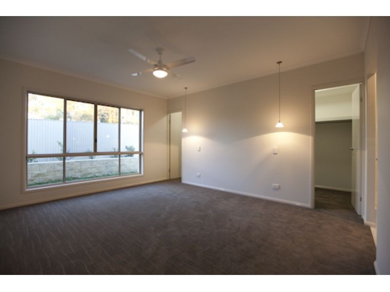 32 Directors Circuit, Jones Hill QLD 4570