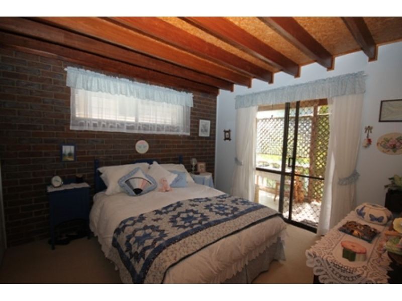 4 Drummer Street, Tin Can Bay QLD 4580
