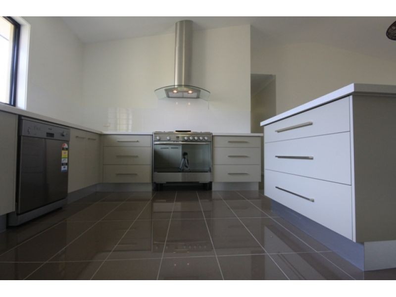 7 Whistlesong Court, Gympie QLD 4570