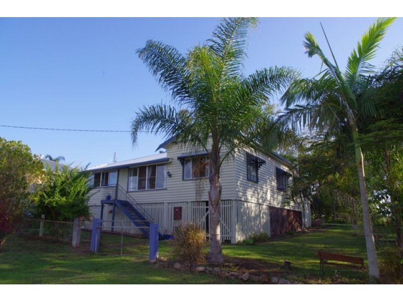 4 Mary Street, Amamoor QLD 4570