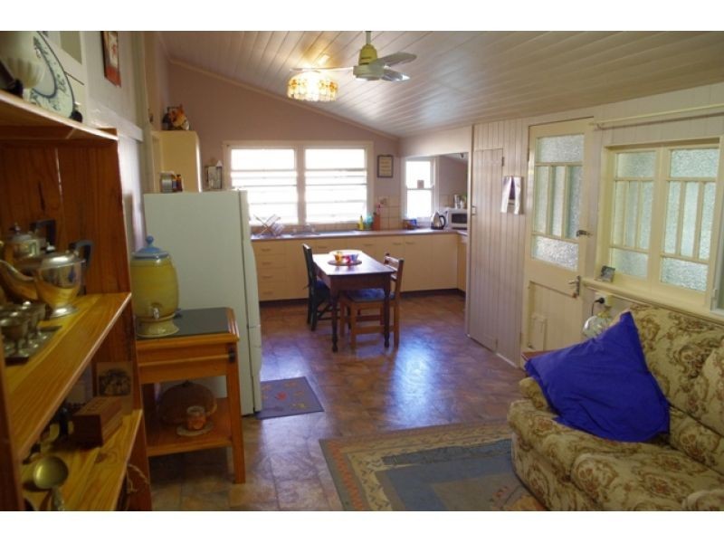 4 Mary Street, Amamoor QLD 4570