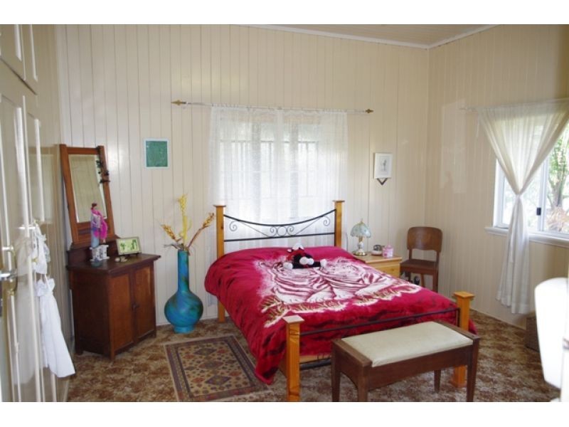 4 Mary Street, Amamoor QLD 4570