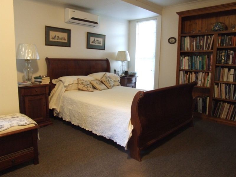 8 Annita Way, The Dawn QLD 4570