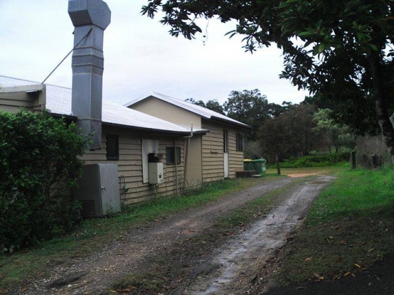 185 Andrew Road, Glenwood QLD 4570