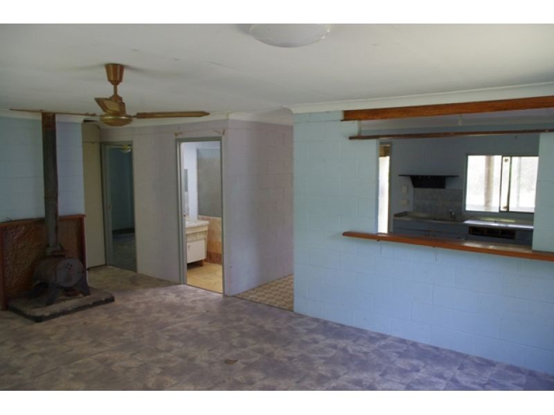 560 Rocks Road, Pie Creek QLD 4570