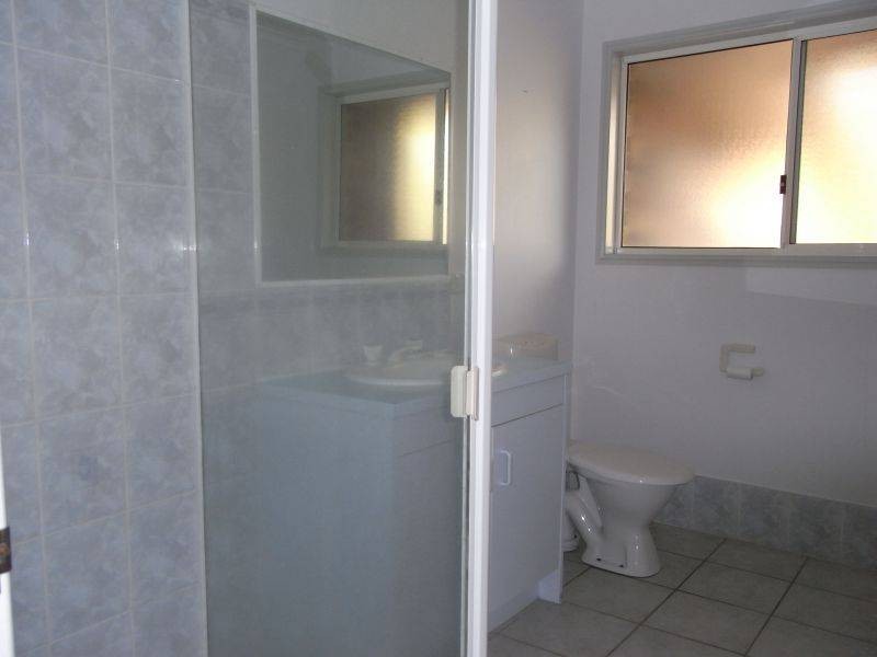 2, 17 Withey Street, Southside QLD 4570