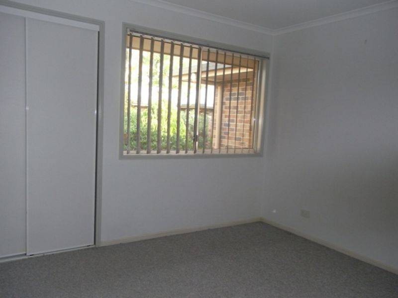 2, 17 Withey Street, Southside QLD 4570