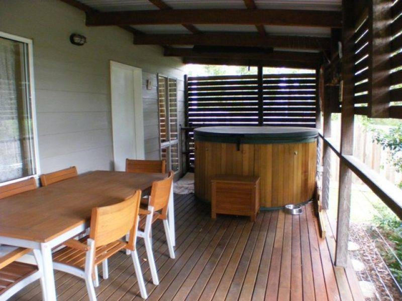 5 Katies Lane, Greens Creek QLD 4570