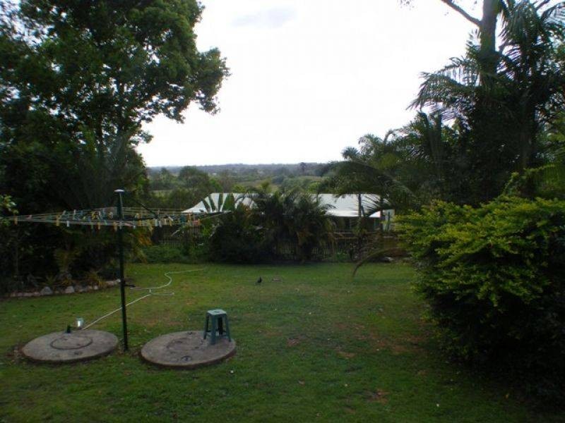 5 Katies Lane, Greens Creek QLD 4570