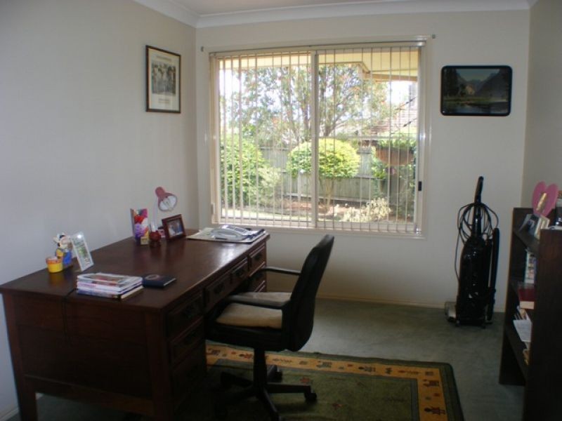 2 Ruby Court, Southside QLD 4570